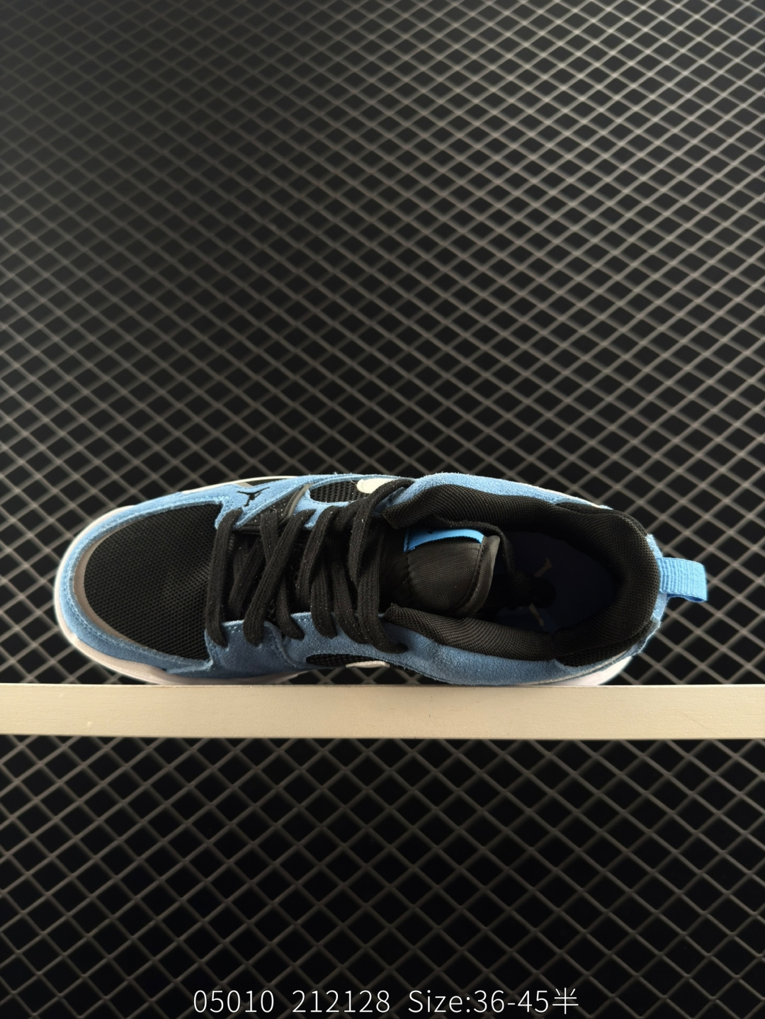 NK Air JORDAN CMFT ERA